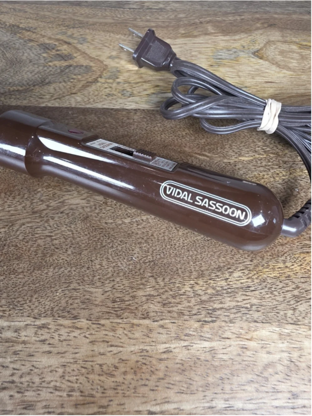 Vintage Vidal Sassoon VS 111 Electric Heated Curling Styling Brush Brown 24W